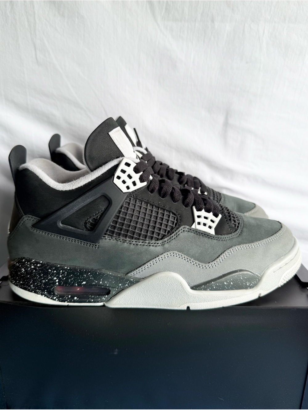 AUTHENTIC Jordan 4 Retro Fear size 10.5 FQ8138-002 2024 PREOWNED